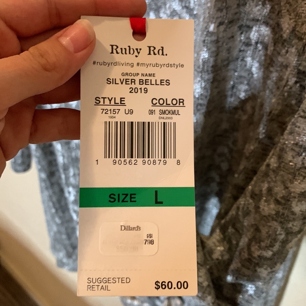 NWT Ruby Rd. Top - Picture 4 of 5
